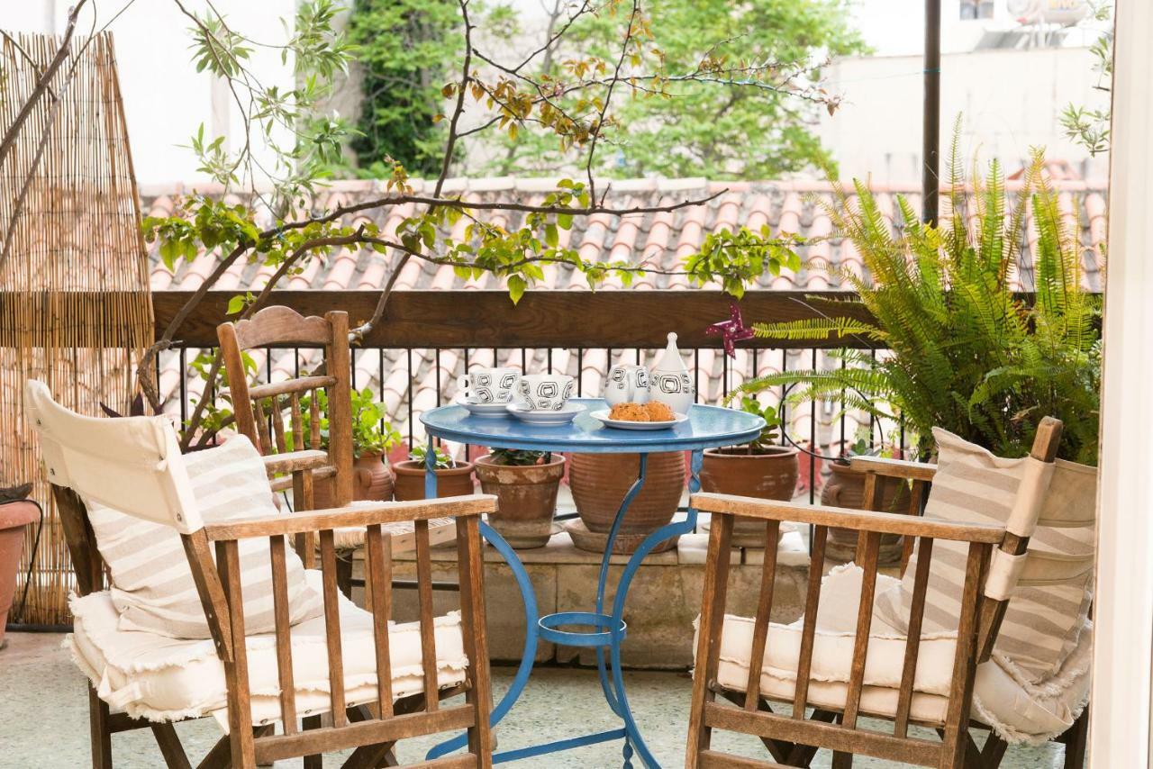 Stylish Flat With Veranda In The Heart Of Atenas Exterior foto