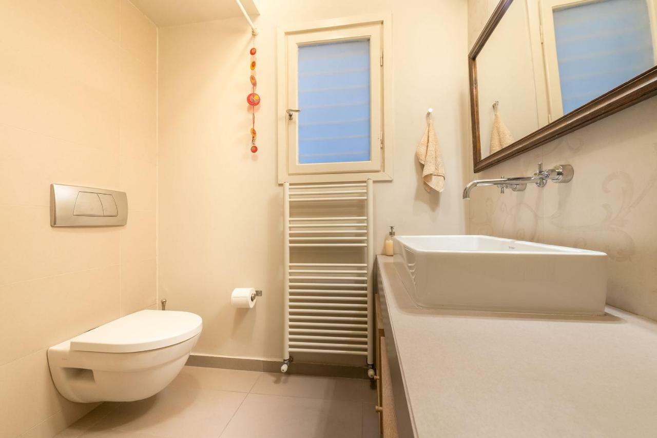 Stylish Flat With Veranda In The Heart Of Atenas Exterior foto
